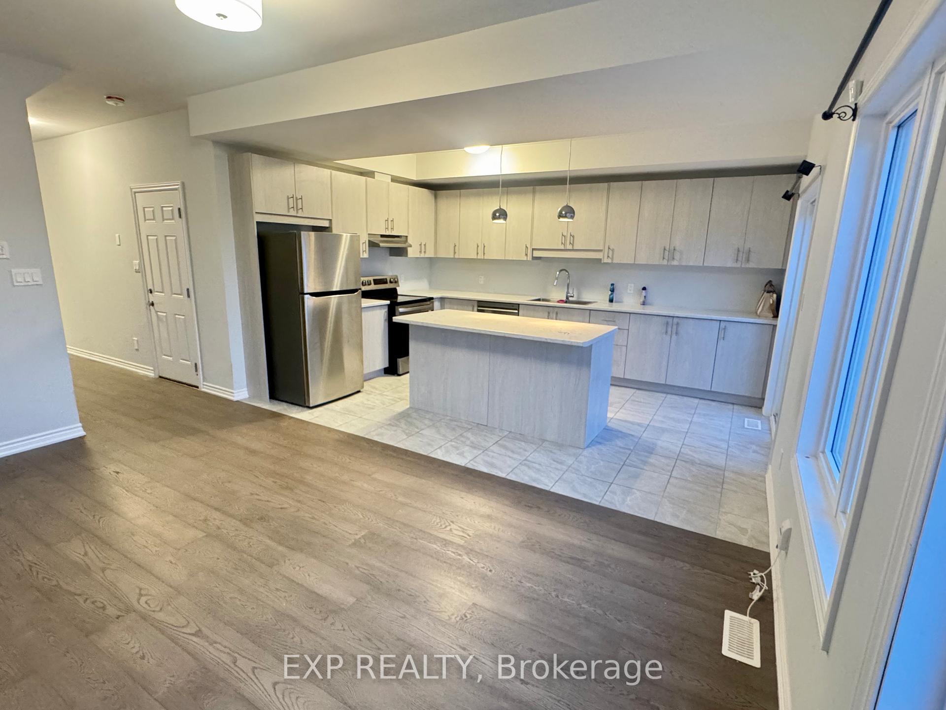 Photo 8 of Unit 18, 87 Renfrew Trail, Welland, N. Welland — HOMEH