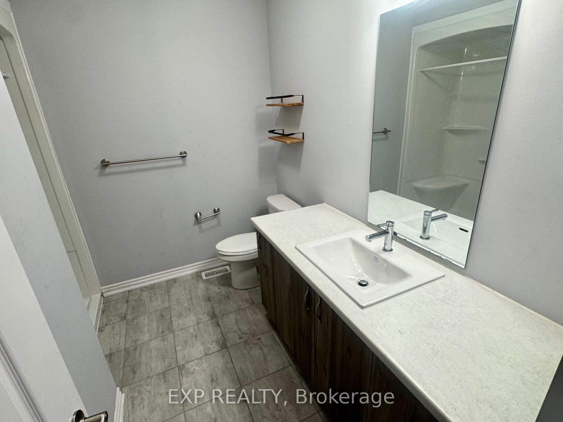 Photo 14 of Unit 18, 87 Renfrew Trail, Welland, N. Welland — HOMEH