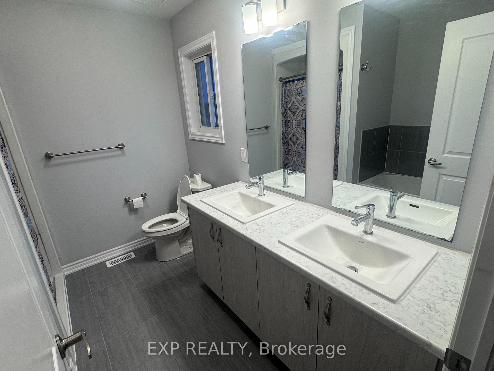 Photo 17 of Unit 18, 87 Renfrew Trail, Welland, N. Welland — HOMEH