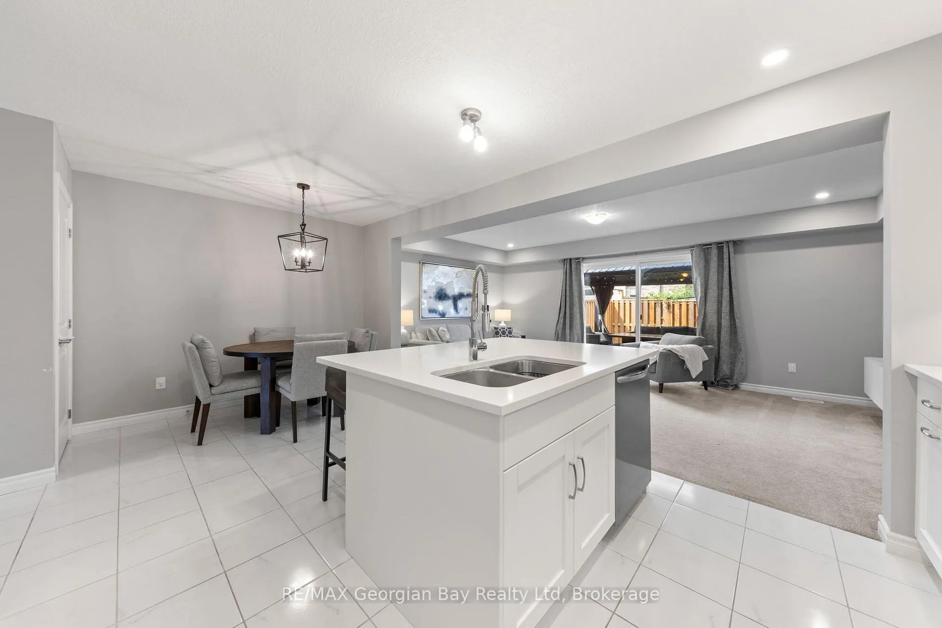 Photo 9 of 964 Wright Drive, Midland — HOMEH