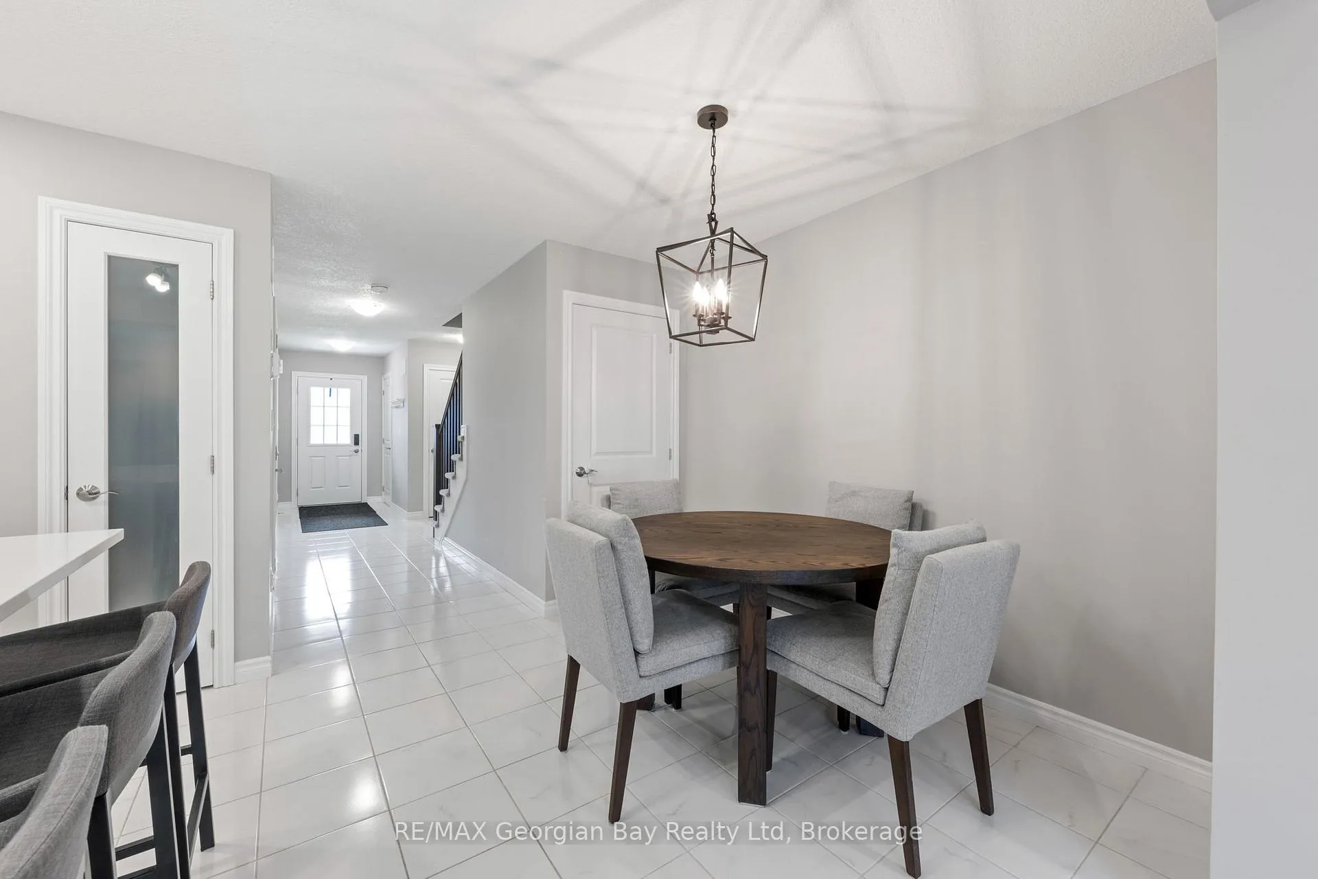 Photo 11 of 964 Wright Drive, Midland — HOMEH