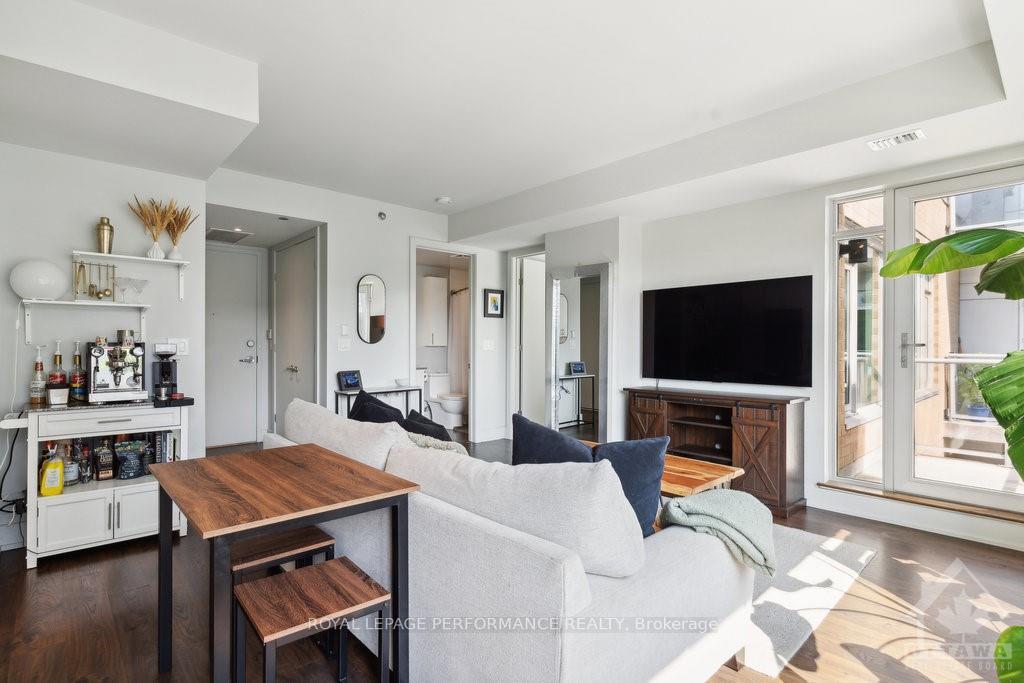 Photo 8 of Unit 419, 7 Marquette Avenue, Ottawa, Vanier — HOMEH