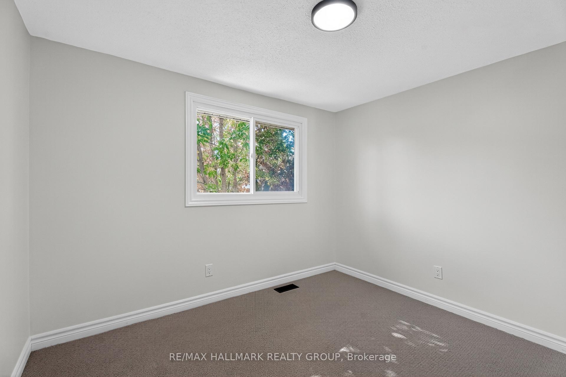 Photo 22 of 3921C Old Richmond Road, Ottawa, Arbeatha Park — HOMEH