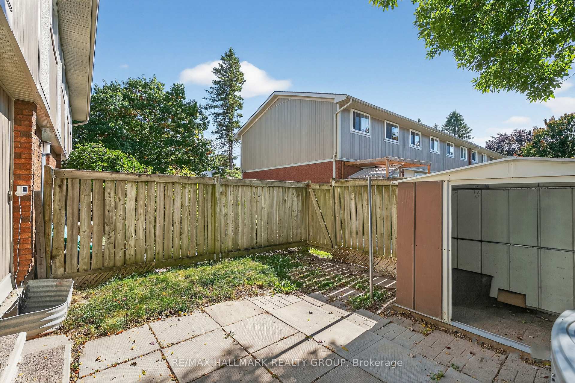 Photo 32 of 3921C Old Richmond Road, Ottawa, Arbeatha Park — HOMEH