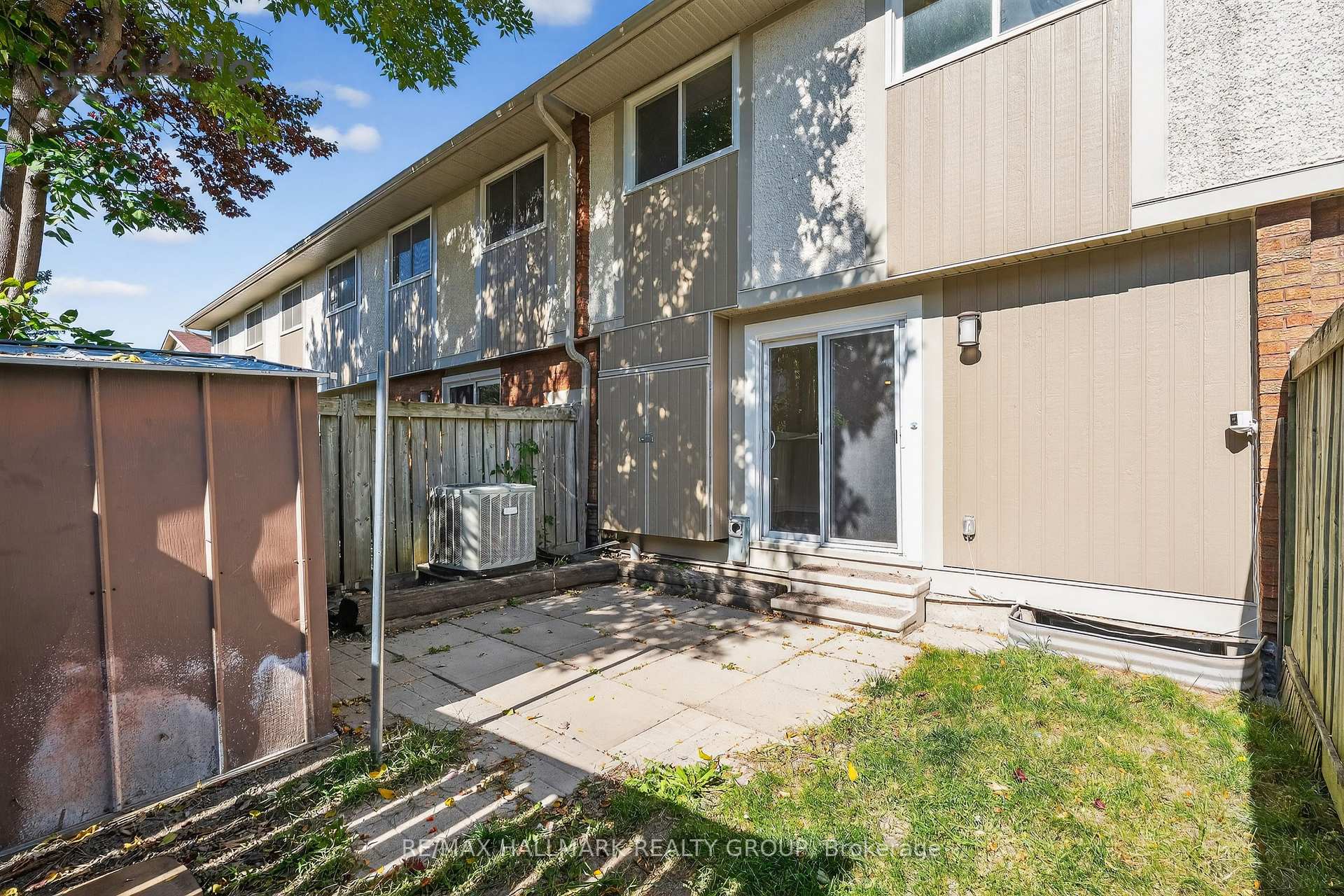Photo 33 of 3921C Old Richmond Road, Ottawa, Arbeatha Park — HOMEH