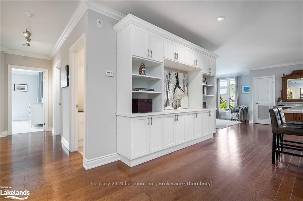 Photo 10 of Unit 201, 27 Beaver Street S, Blue Mountains — HOMEH