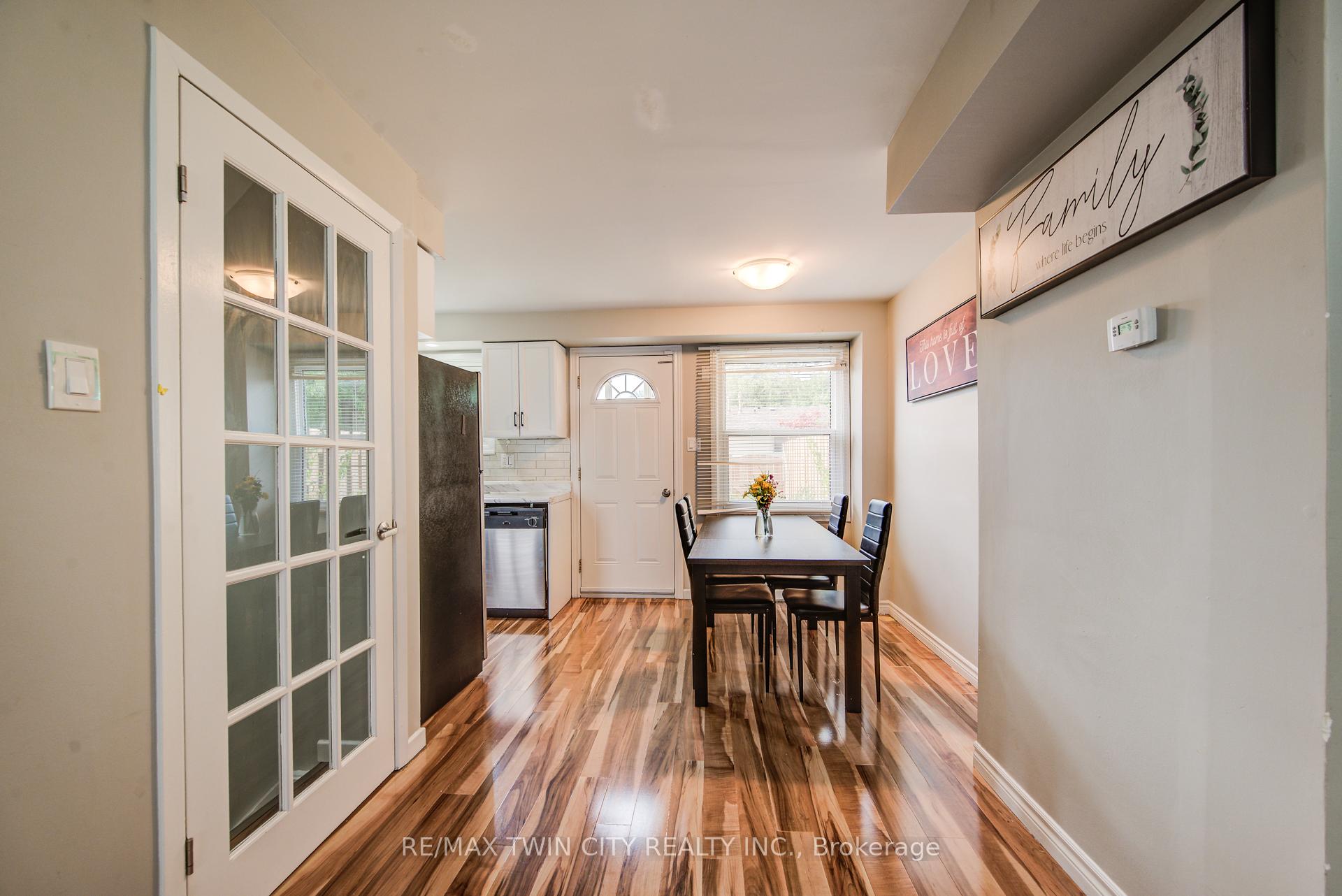 Photo 7 of Unit 16, 165 Green Valley Drive, Kitchener, Pioneer Park — HOMEH