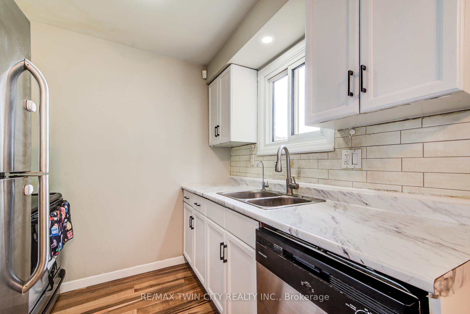 Photo 9 of Unit 16, 165 Green Valley Drive, Kitchener, Pioneer Park — HOMEH