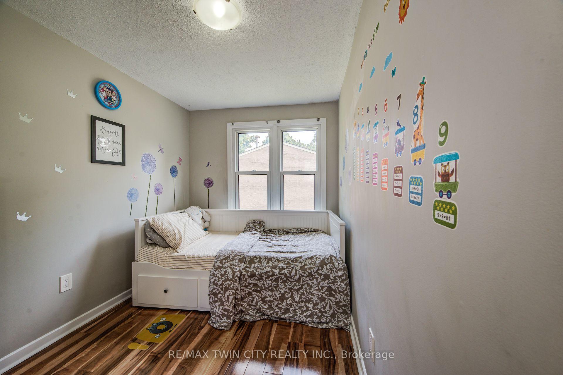 Photo 13 of Unit 16, 165 Green Valley Drive, Kitchener, Pioneer Park — HOMEH