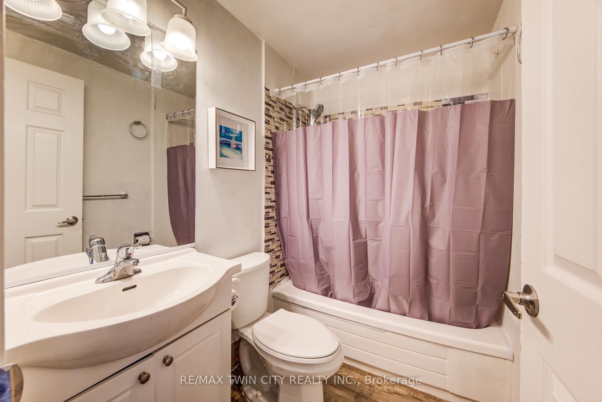Photo 15 of Unit 16, 165 Green Valley Drive, Kitchener, Pioneer Park — HOMEH