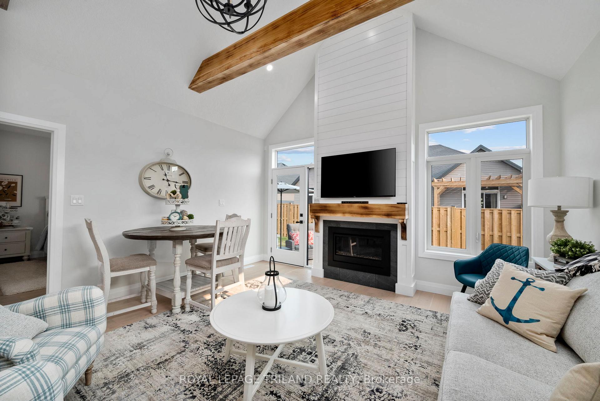 Photo 5 of Unit 34, 63 Compass Trail, Central Elgin, Rural Central Elgin — HOMEH