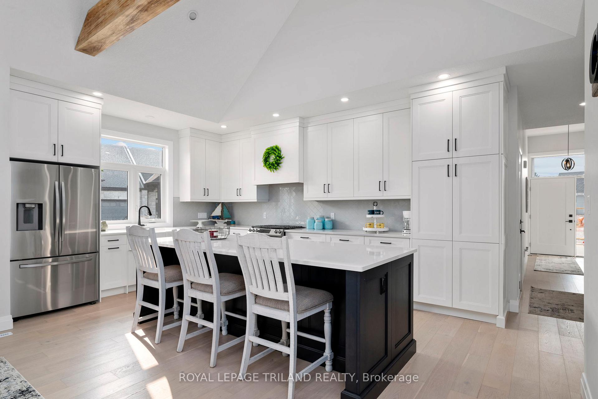 Photo 9 of Unit 34, 63 Compass Trail, Central Elgin, Rural Central Elgin — HOMEH