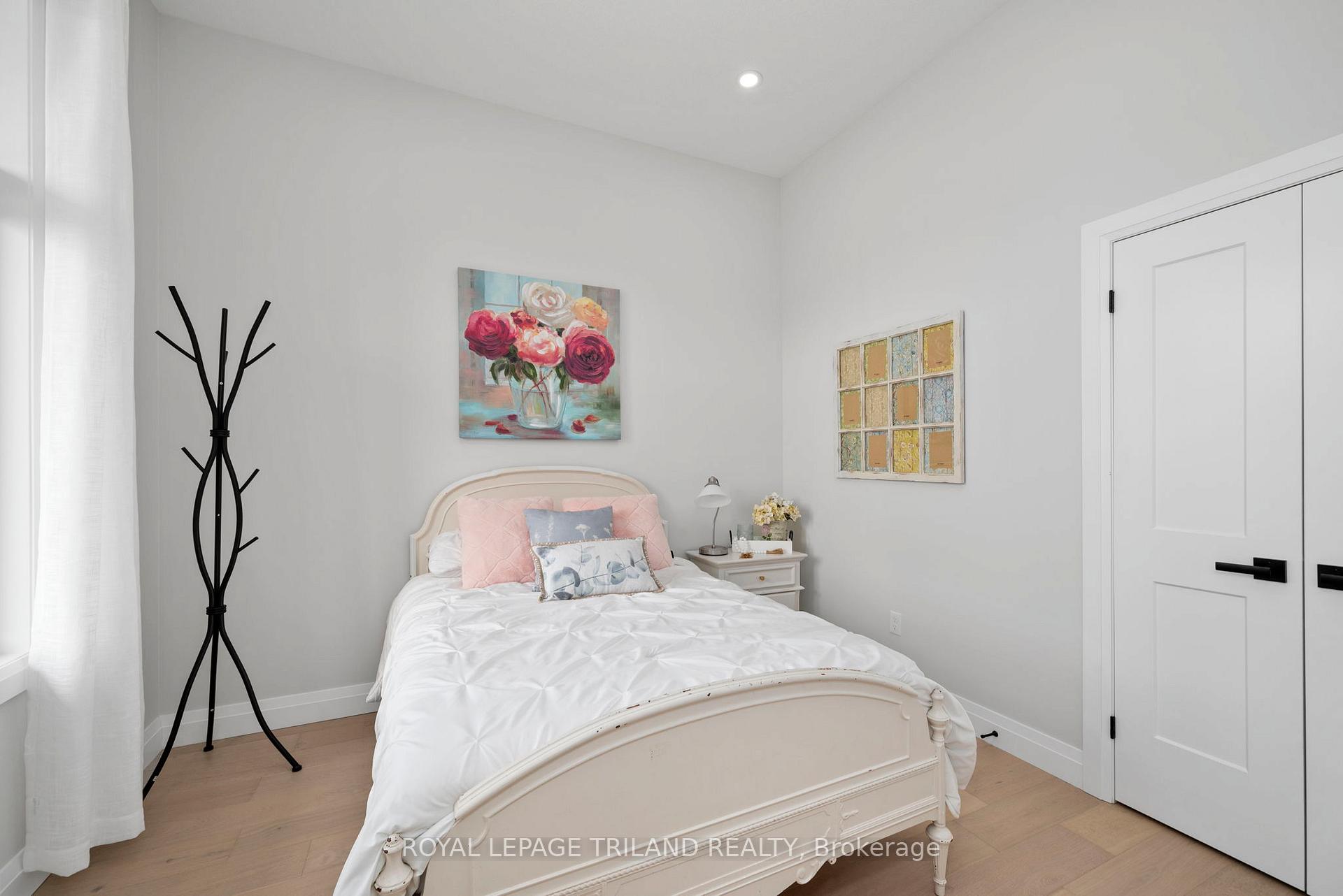 Photo 17 of Unit 34, 63 Compass Trail, Central Elgin, Rural Central Elgin — HOMEH