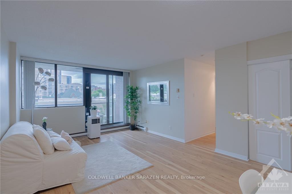 Photo 9 of Unit 404, 154 Nelson Street, Ottawa, Lower Town — HOMEH