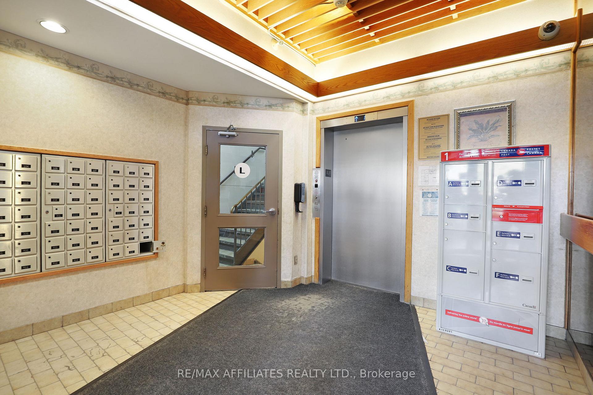 Photo 3 of Unit 307, 6532 Bilberry Drive, Ottawa, Orleans Wood — HOMEH