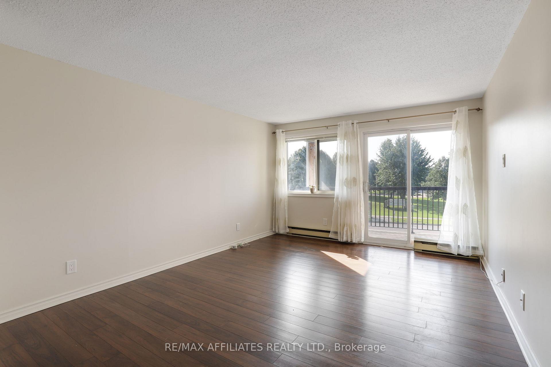 Photo 7 of Unit 307, 6532 Bilberry Drive, Ottawa, Orleans Wood — HOMEH