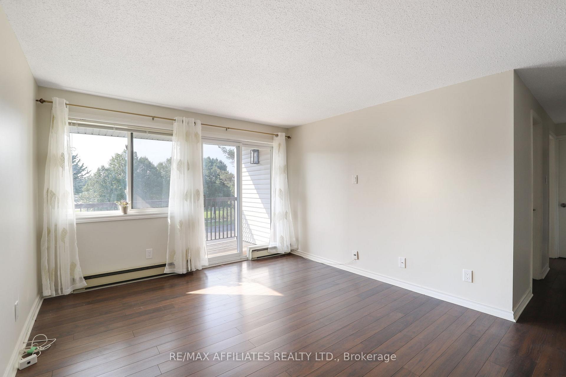 Photo 8 of Unit 307, 6532 Bilberry Drive, Ottawa, Orleans Wood — HOMEH