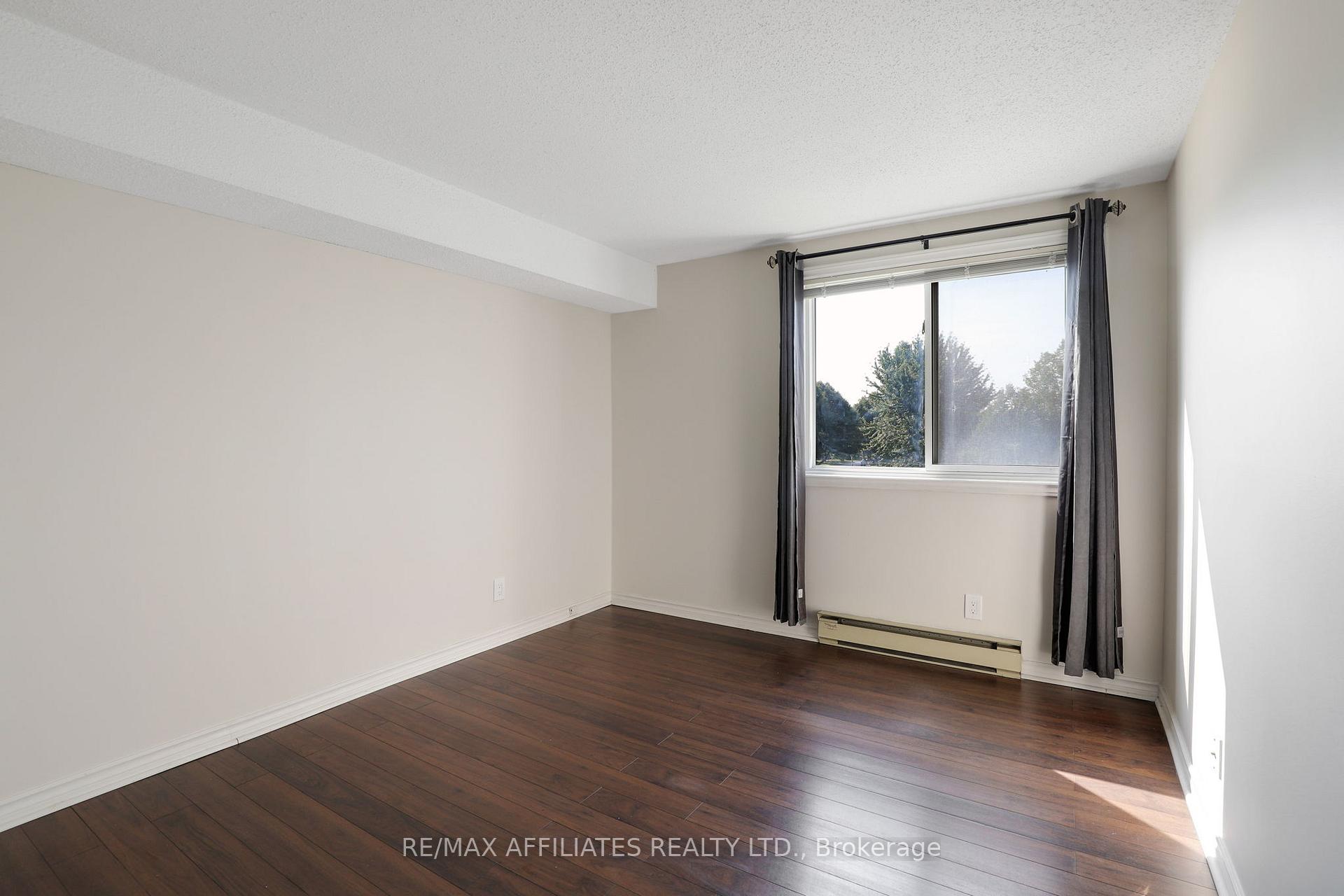 Photo 18 of Unit 307, 6532 Bilberry Drive, Ottawa, Orleans Wood — HOMEH