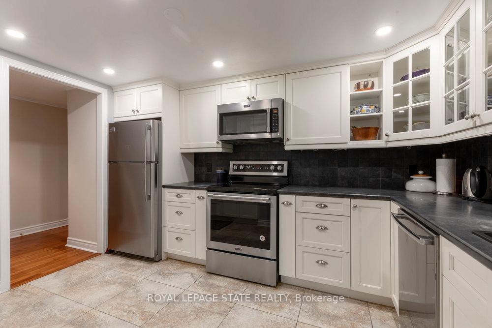 Photo 16 of Unit 220, 150 Wilson Street W, Hamilton, Ancaster — HOMEH