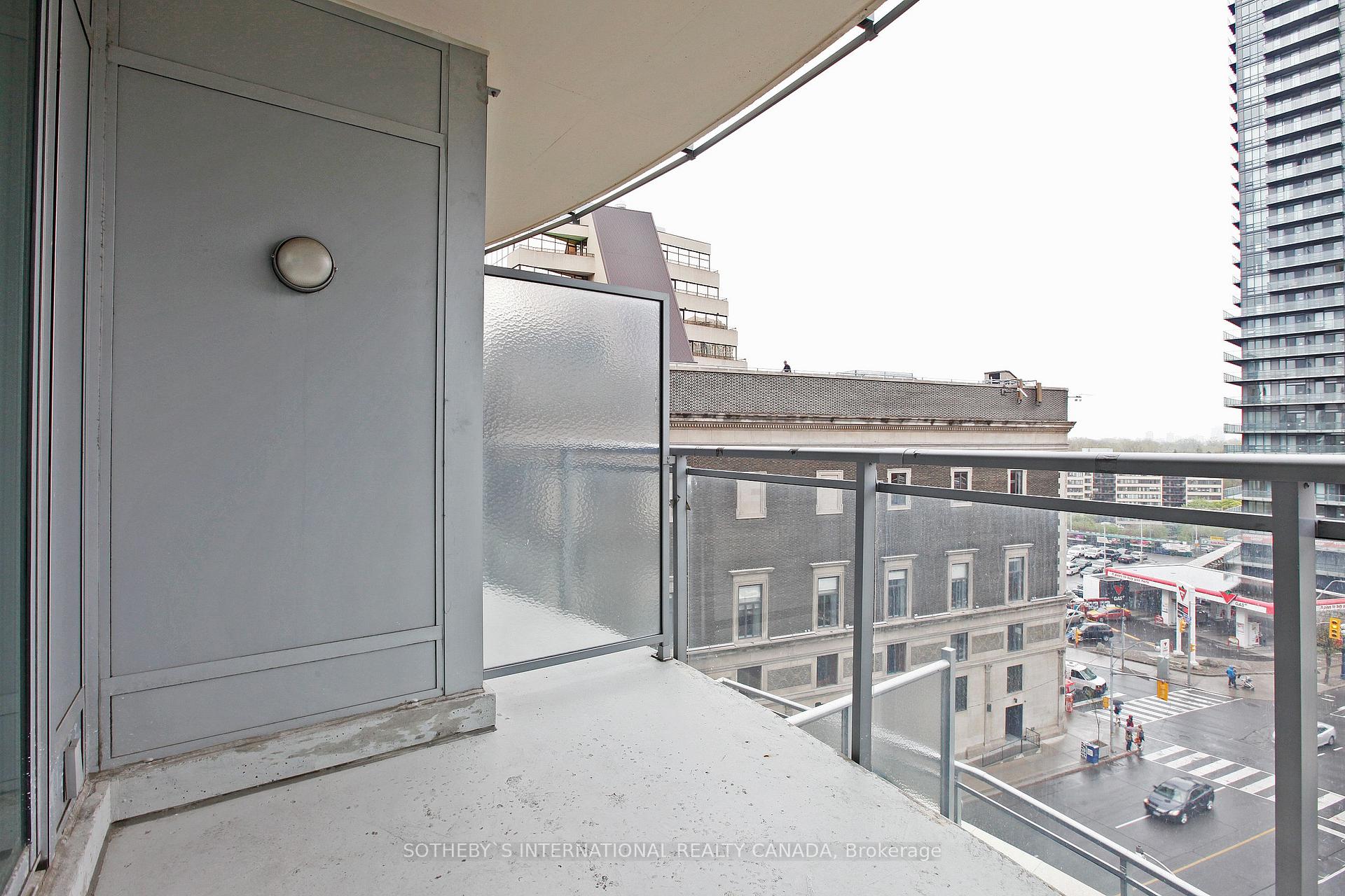 Photo 15 of Unit 703, 8 Scollard Street, Toronto, The Annex — HOMEH