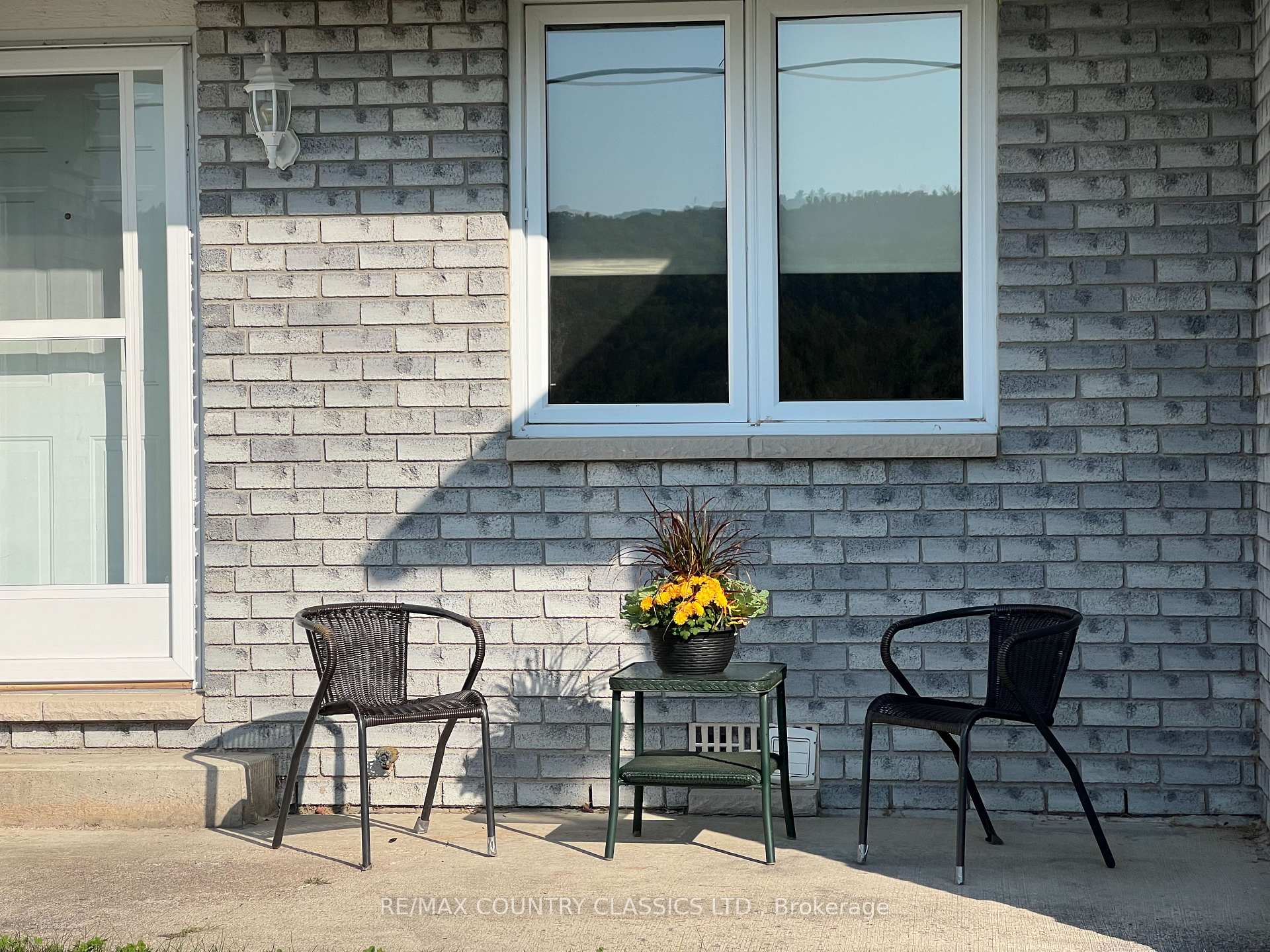 Photo 8 of Unit 8, 67 Fairway Boulevard S, Bancroft, Bancroft Ward — HOMEH