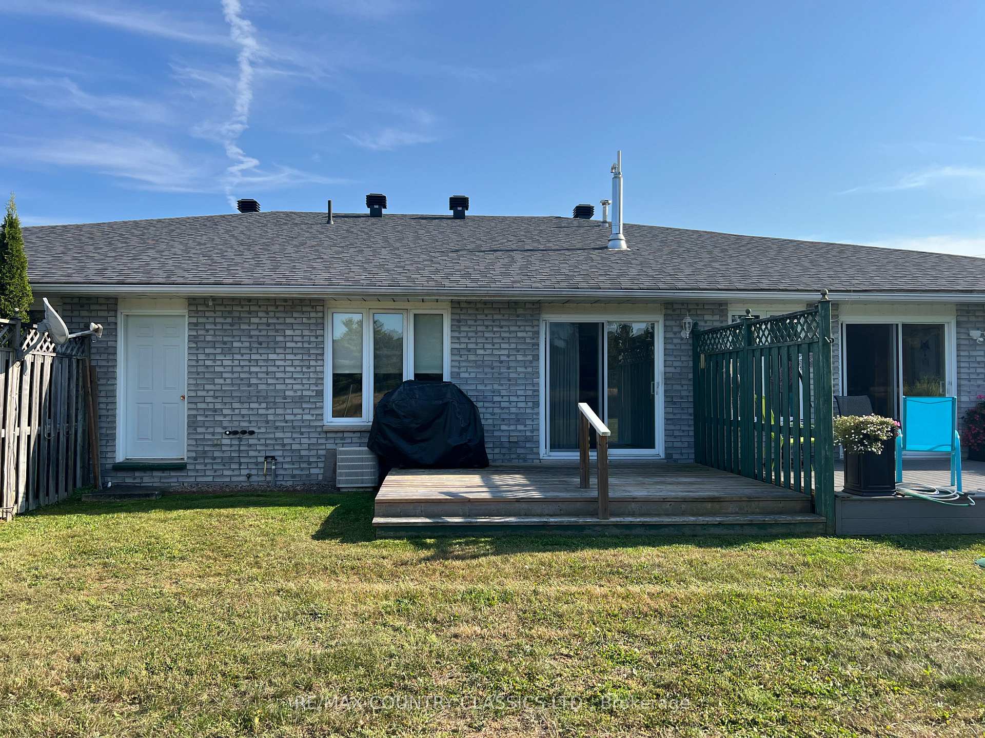 Photo 32 of Unit 8, 67 Fairway Boulevard S, Bancroft, Bancroft Ward — HOMEH