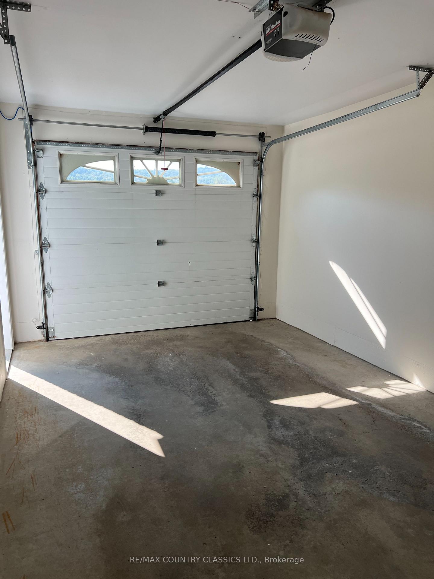 Photo 38 of Unit 8, 67 Fairway Boulevard S, Bancroft, Bancroft Ward — HOMEH