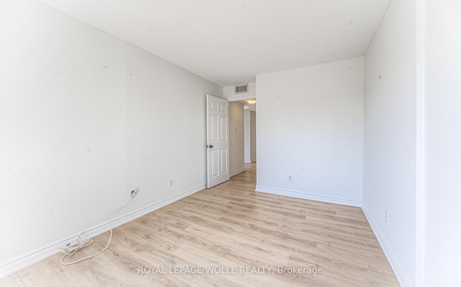 Photo 39 of Unit 302, 4 Willow Street, Waterloo — HOMEH