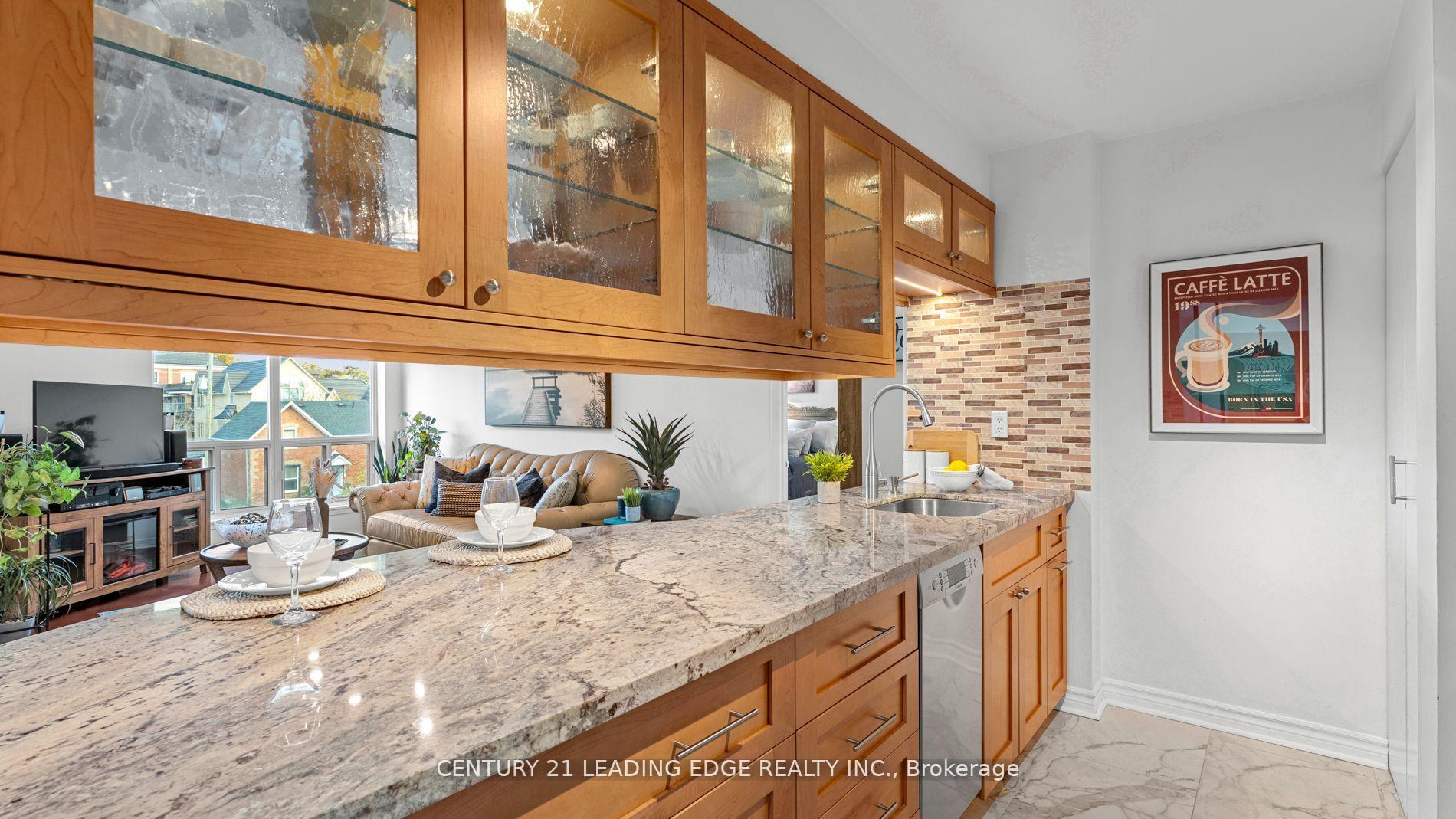 Photo 7 of Unit 310, 30 Wilson Street, Markham, Old Markham Village — HOMEH