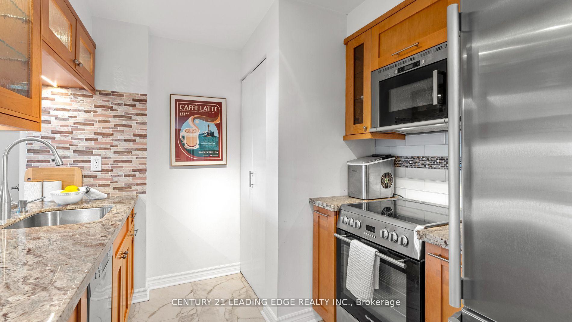 Photo 8 of Unit 310, 30 Wilson Street, Markham, Old Markham Village — HOMEH