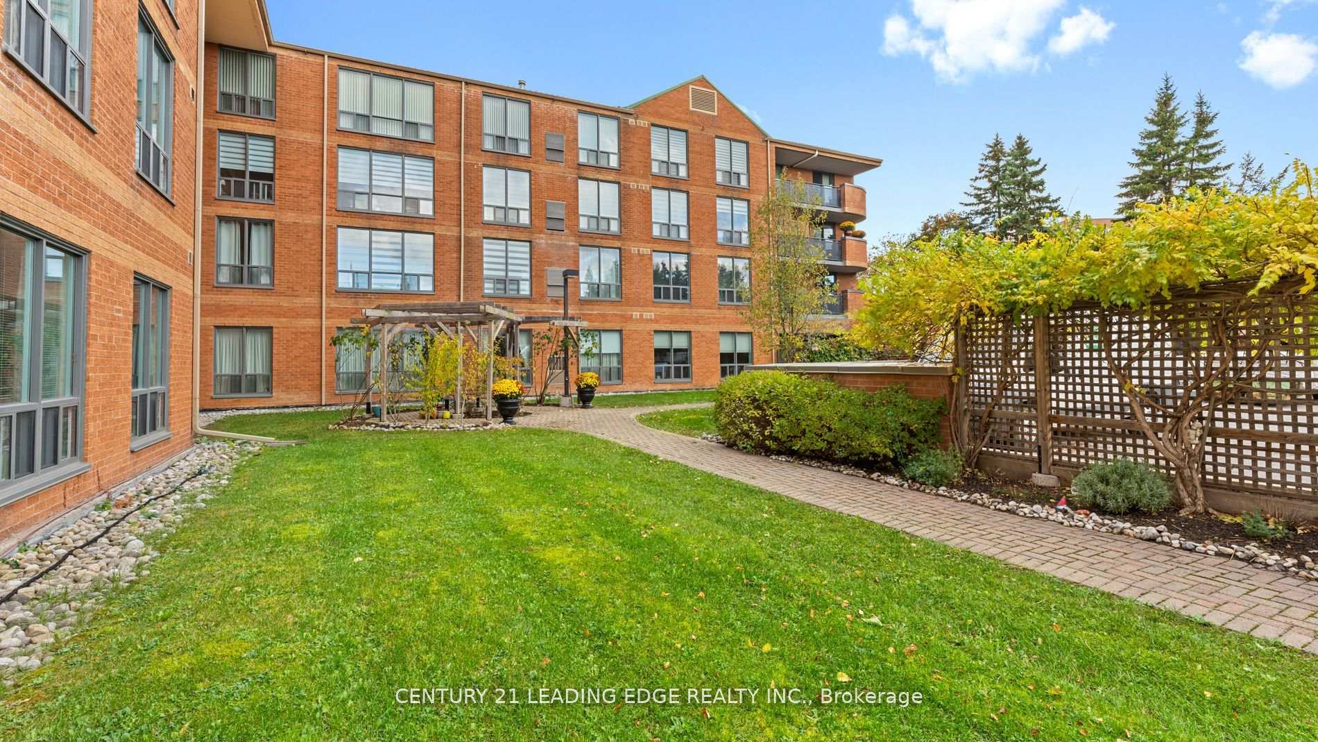 Photo 41 of Unit 310, 30 Wilson Street, Markham, Old Markham Village — HOMEH