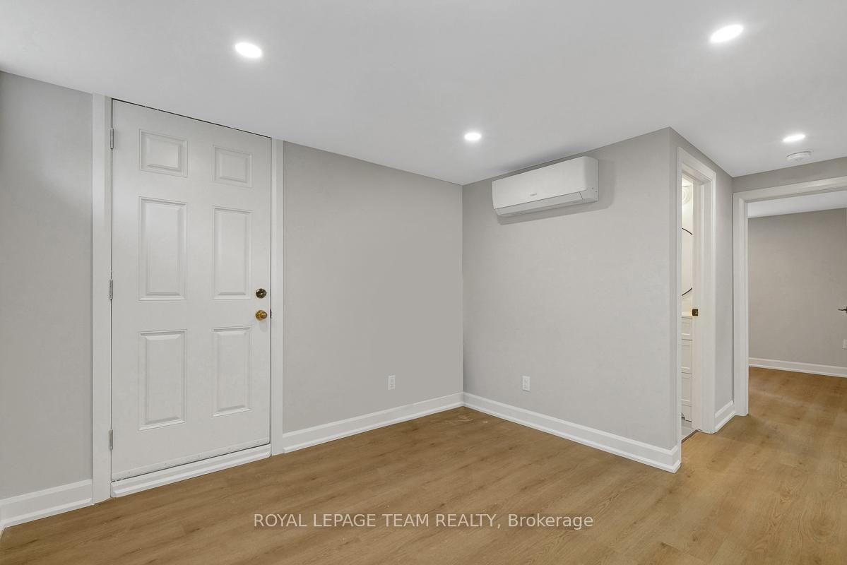 Photo 4 of Unit 1, 1952 Othello Avenue, Ottawa, Elmvale Acres/Urbandale — HOMEH