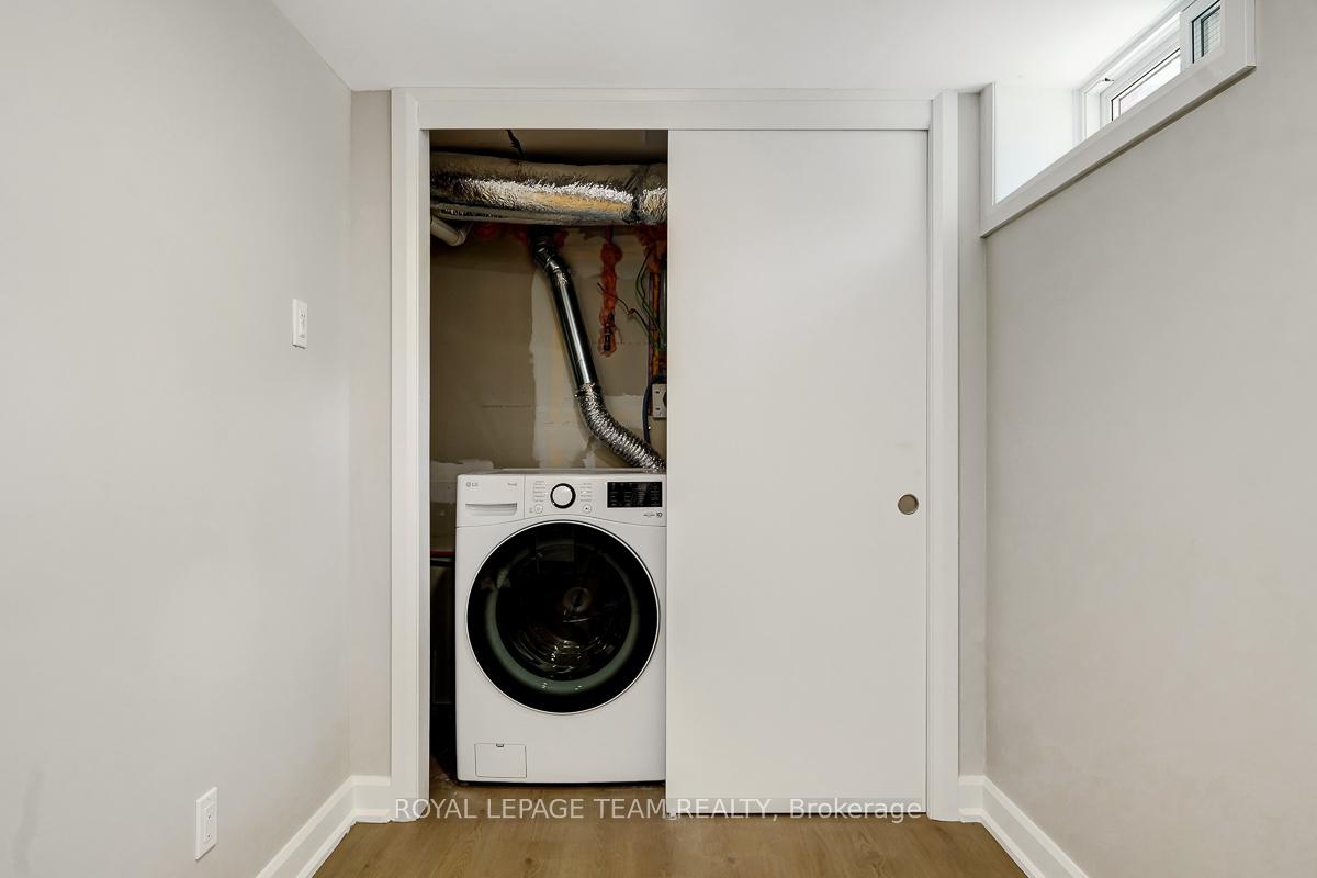 Photo 12 of Unit 1, 1952 Othello Avenue, Ottawa, Elmvale Acres/Urbandale — HOMEH