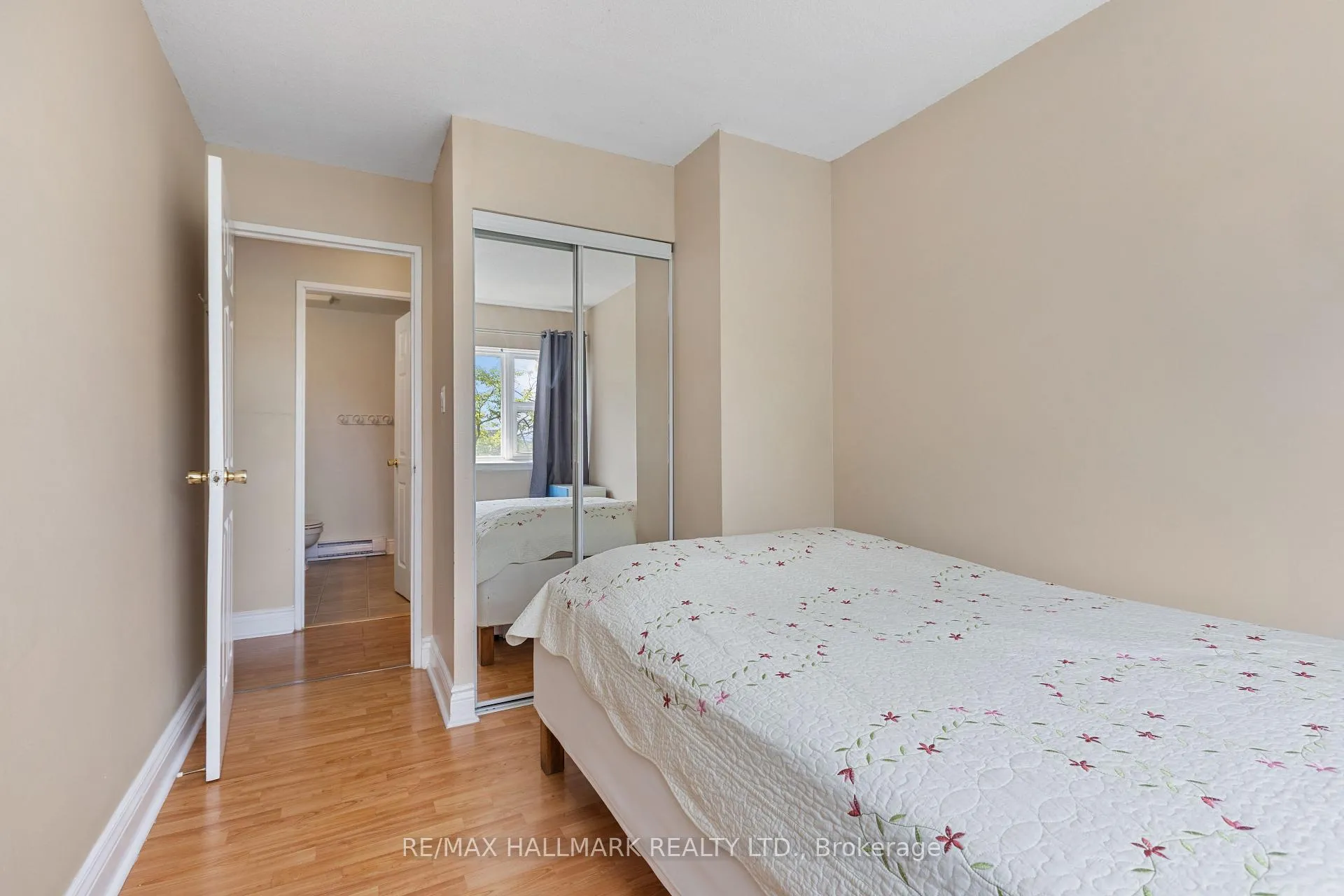 Photo 15 of Unit 130, 3040 Constitution Boulevard, Mississauga, Applewood — HOMEH