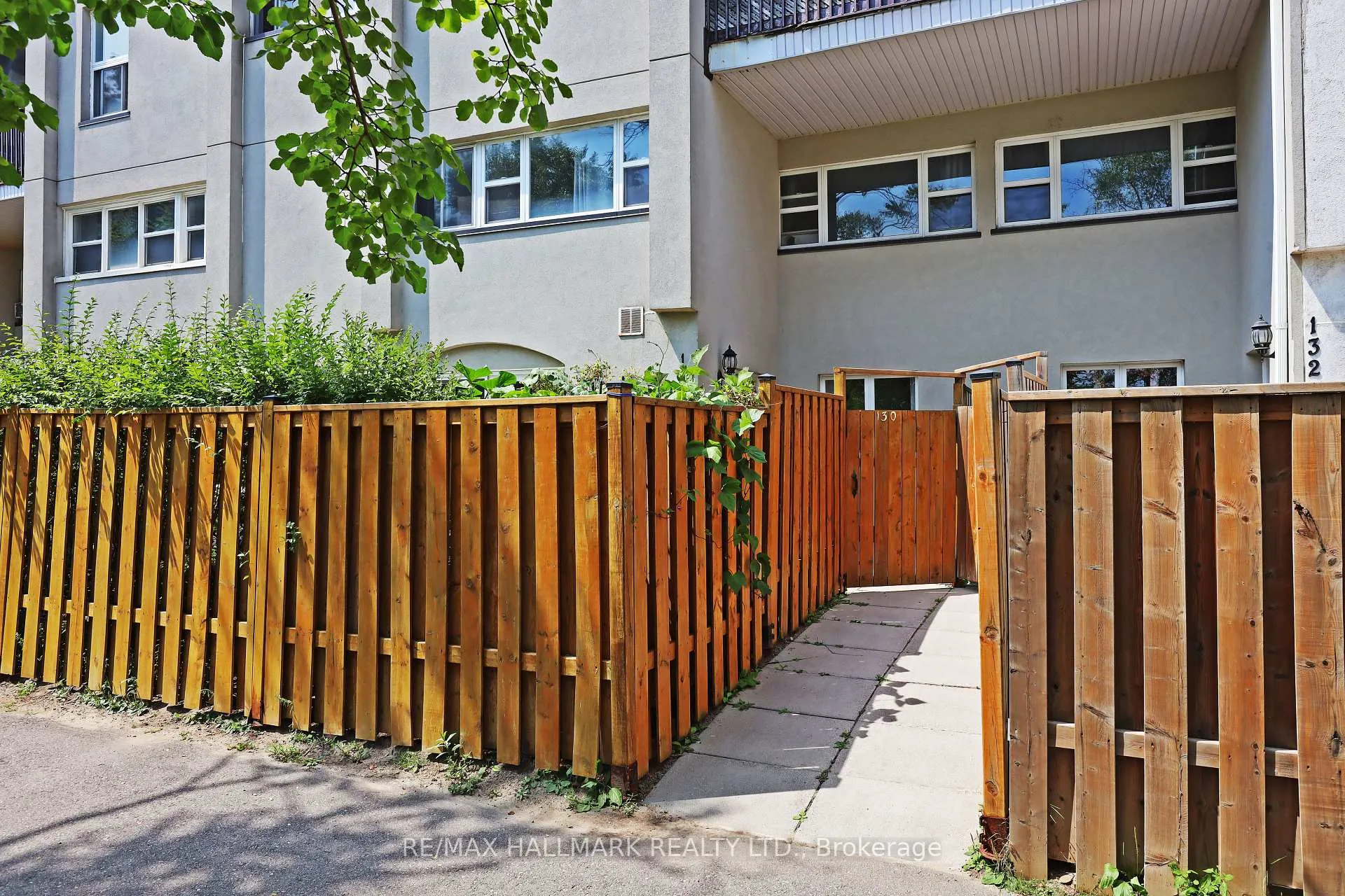 Photo 28 of Unit 130, 3040 Constitution Boulevard, Mississauga, Applewood — HOMEH