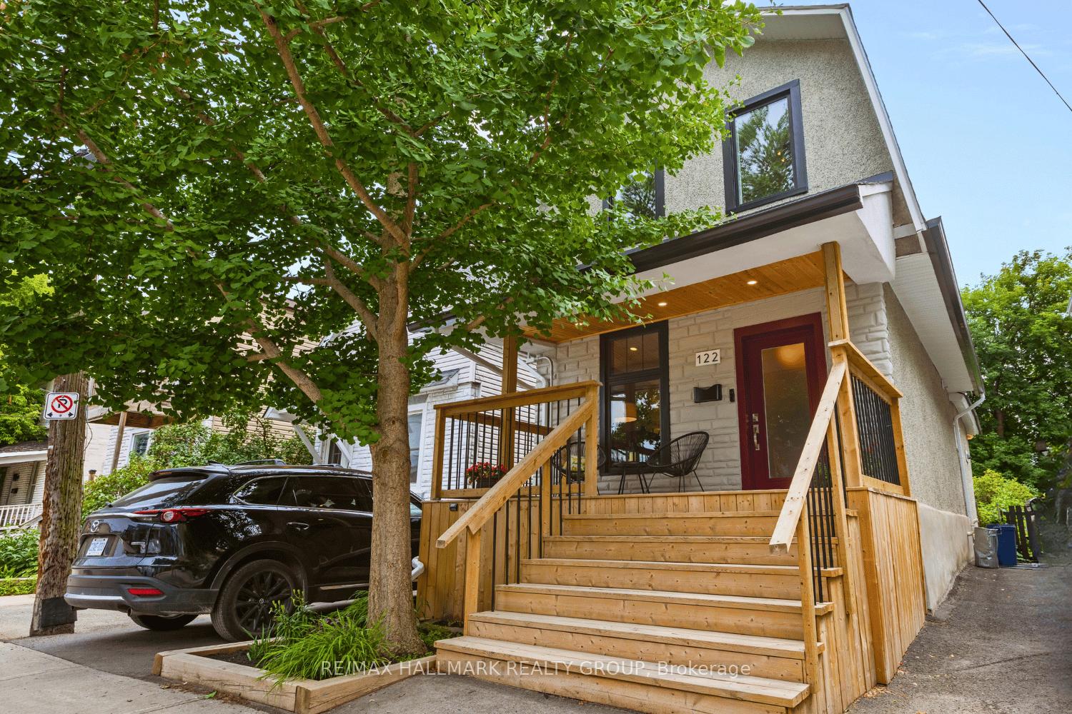 Front of 122 Pamilla Street