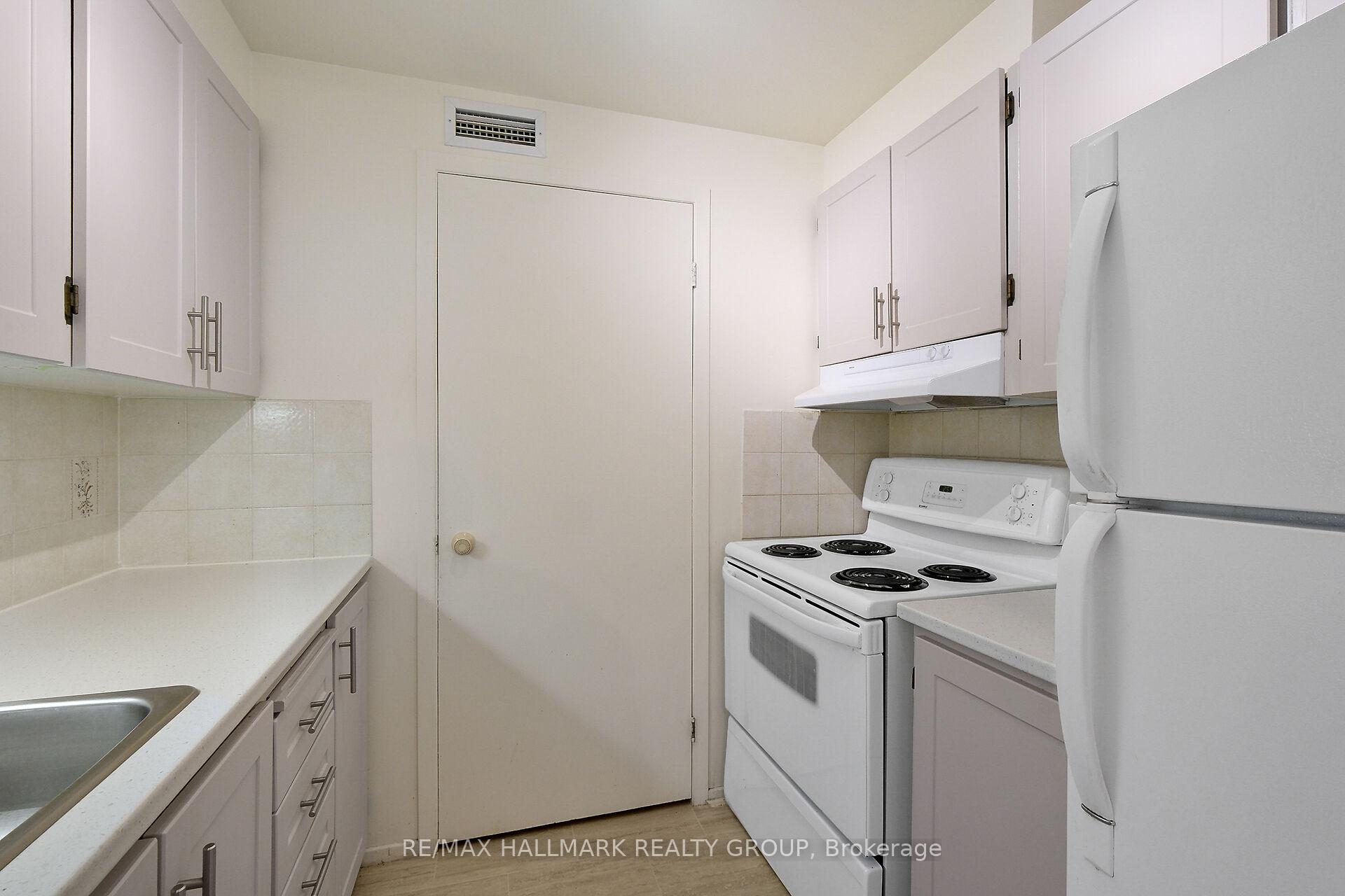 Photo 17 of Unit 402, 6376 Bilberry Drive, Ottawa, Orleans Wood — HOMEH