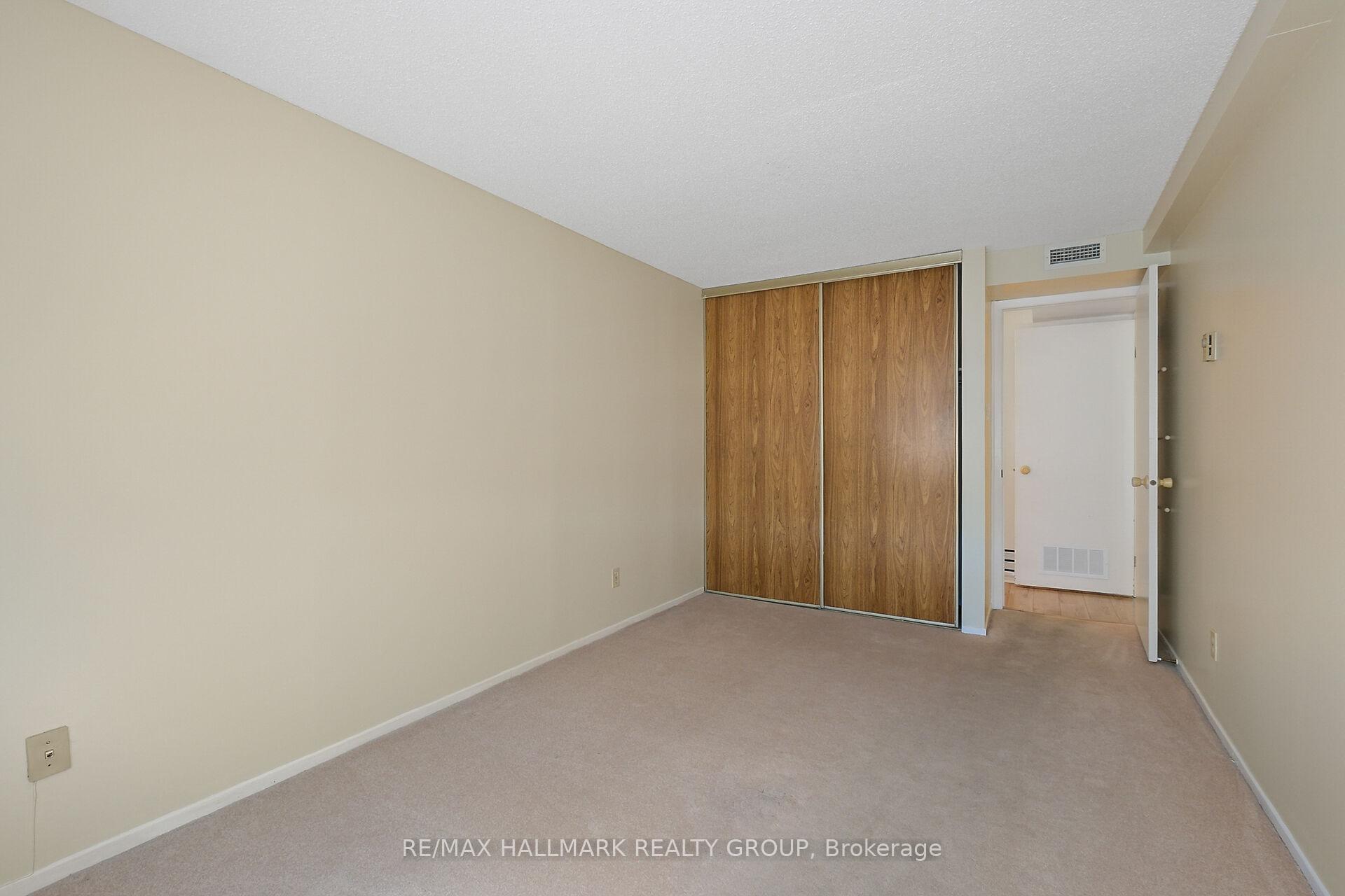 Photo 27 of Unit 402, 6376 Bilberry Drive, Ottawa, Orleans Wood — HOMEH