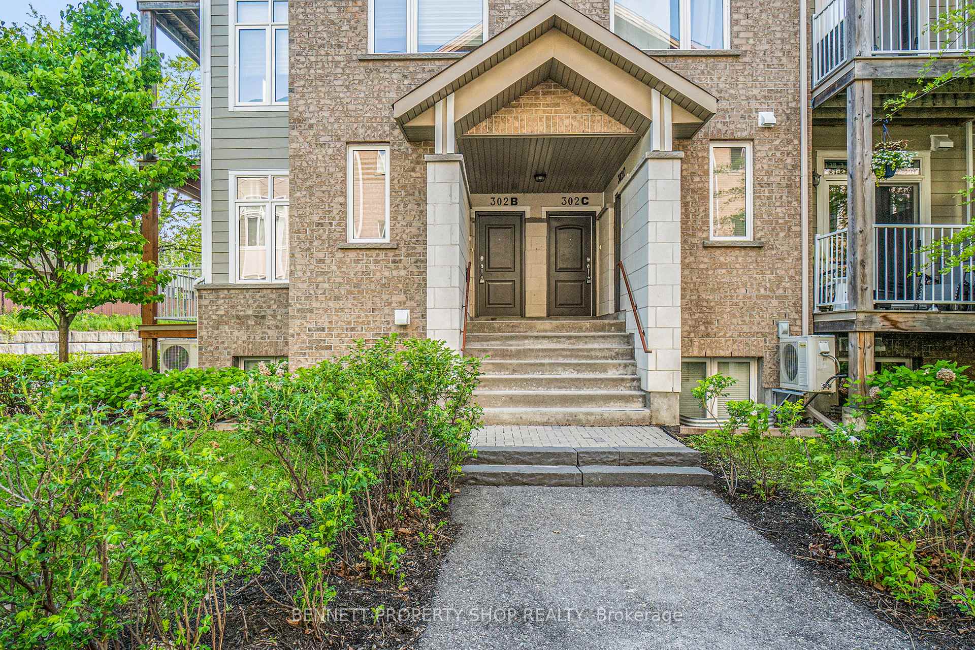 Photo 2 of Unit B, 302 Everest Private, Ottawa, Elmvale Acres — HOMEH
