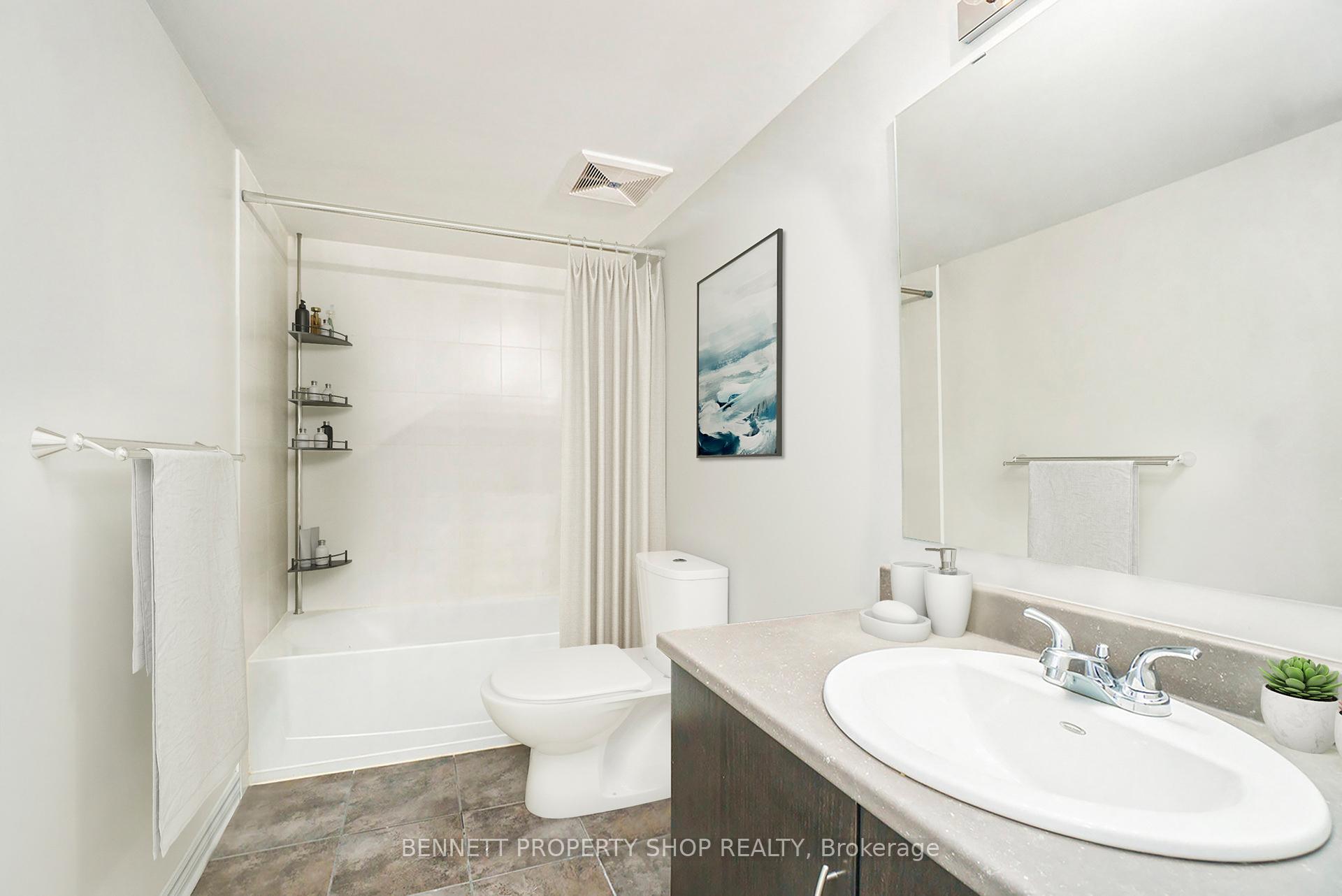Photo 10 of Unit B, 302 Everest Private, Ottawa, Elmvale Acres — HOMEH