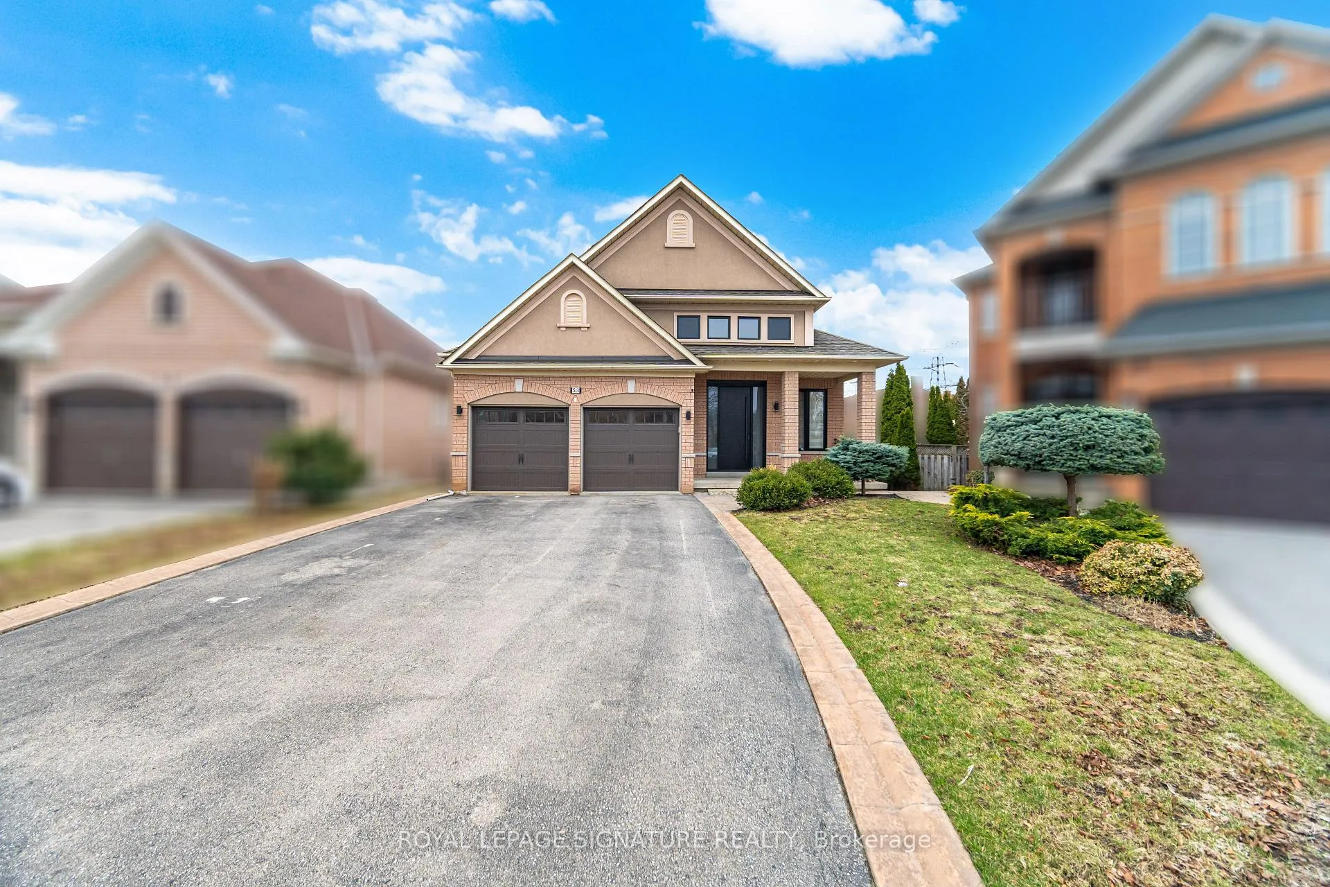 Photo 2 of Unit 2, 53 Guery Crescent, Vaughan, East Woodbridge — HOMEH