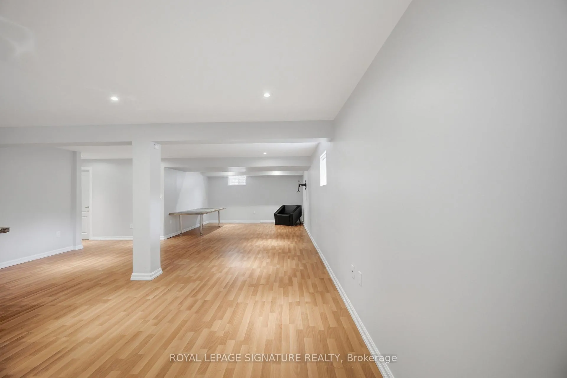 Photo 8 of Unit 2, 53 Guery Crescent, Vaughan, East Woodbridge — HOMEH