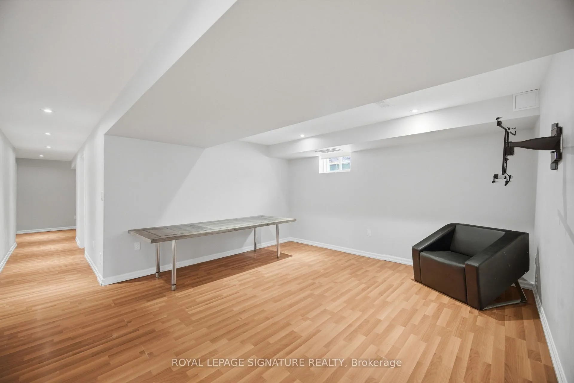 Photo 13 of Unit 2, 53 Guery Crescent, Vaughan, East Woodbridge — HOMEH
