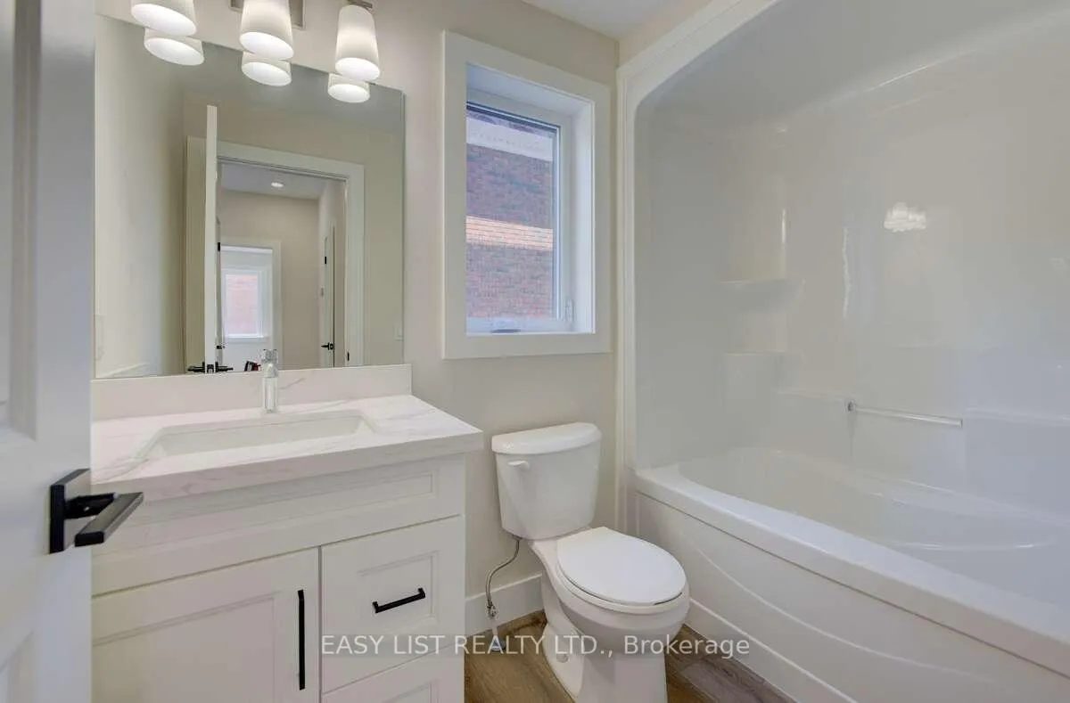 Photo 10 of Unit 4, 17 Peter Street, Kitchener, Cedar Hill — HOMEH