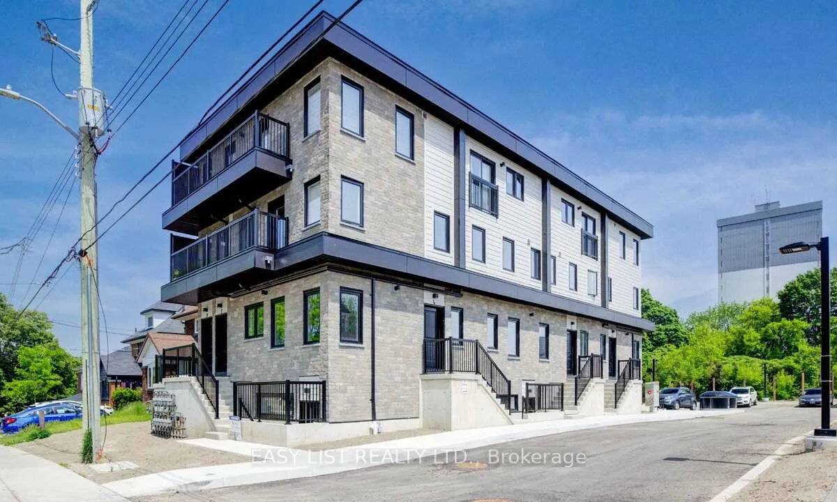 Photo 19 of Unit 4, 17 Peter Street, Kitchener, Cedar Hill — HOMEH