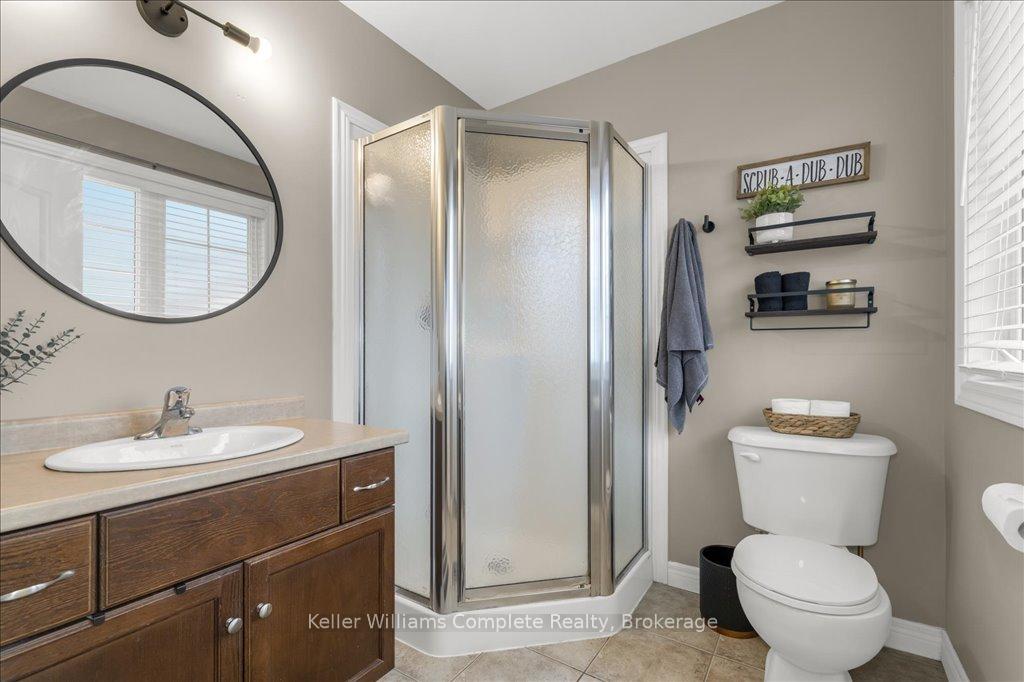 Photo 22 of 6 Liddycoat Lane, Hamilton, Ancaster — HOMEH