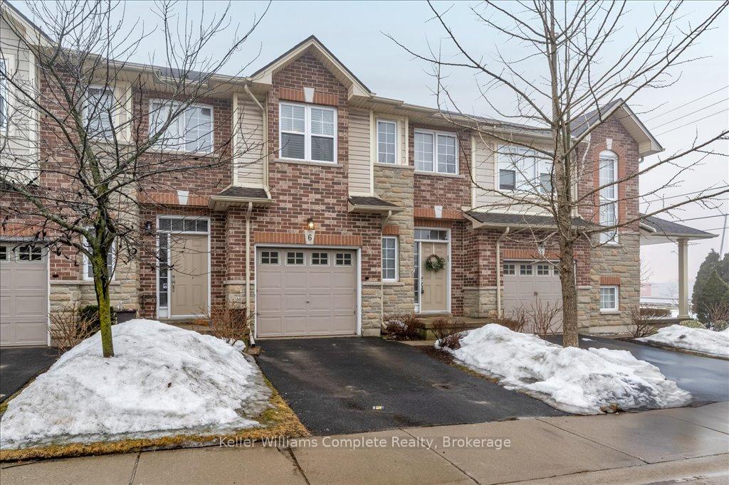 Photo 3 of 6 Liddycoat Lane, Hamilton, Ancaster — HOMEH