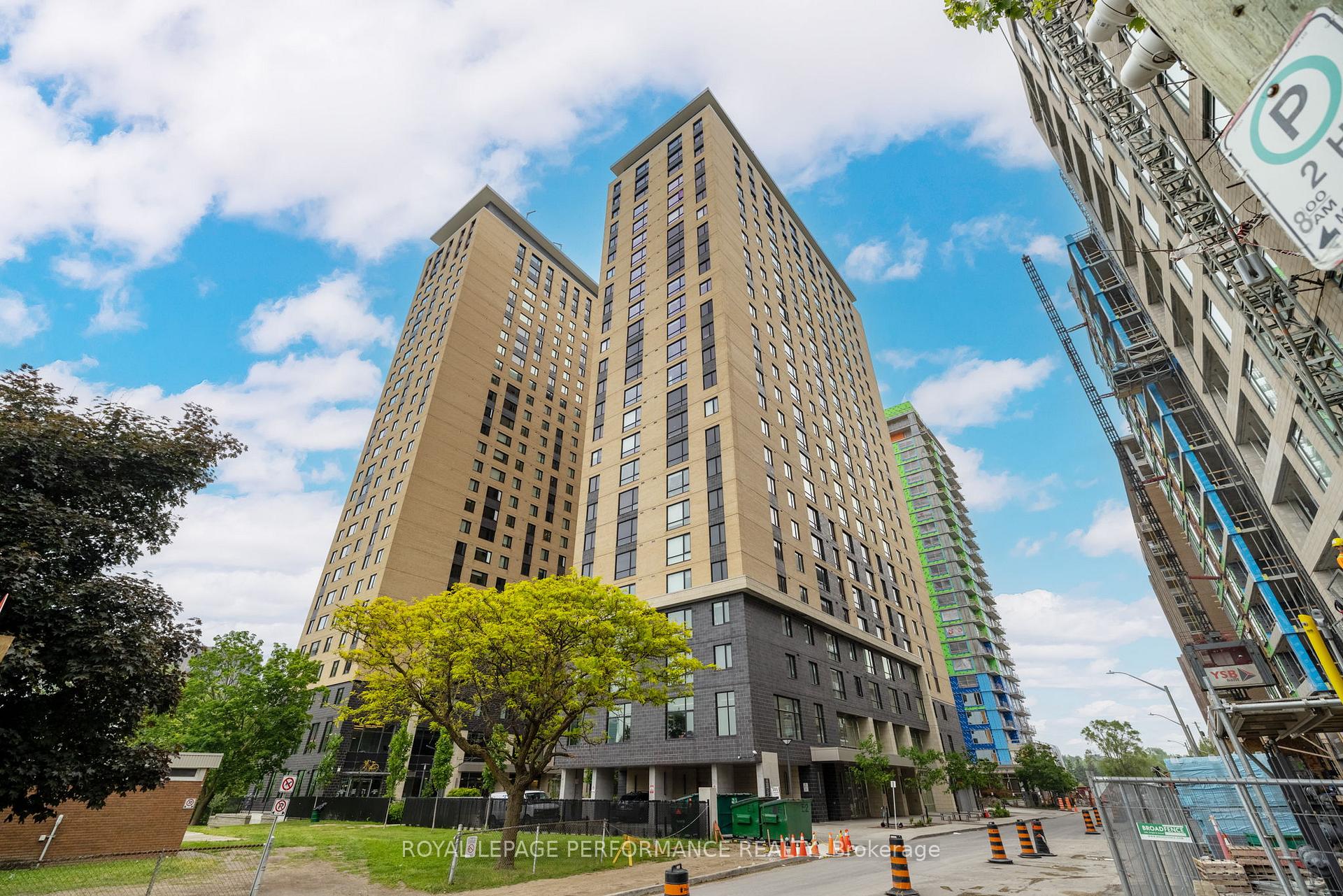 Front of Unit 2307, 105 Champagne Avenue S