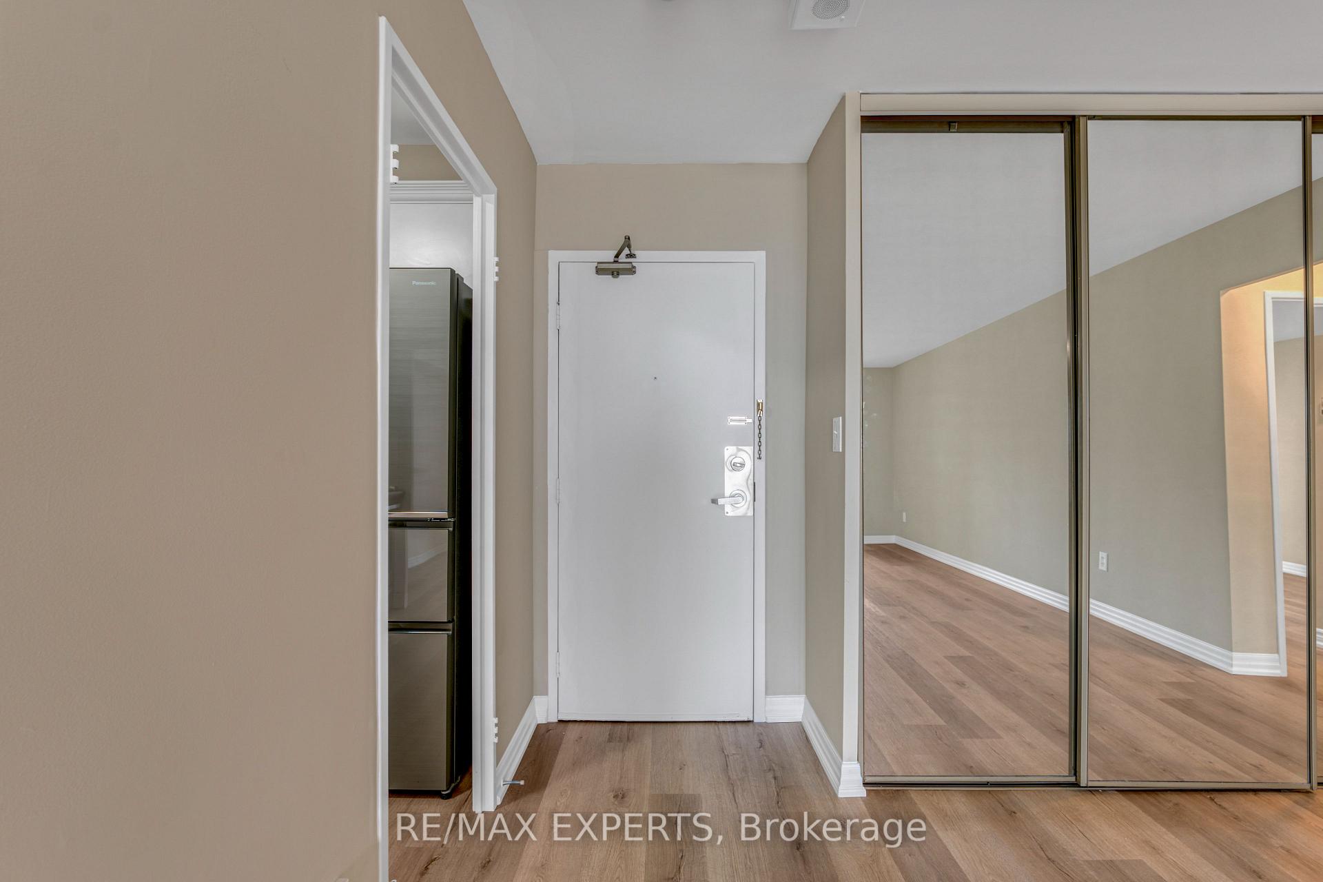 Photo 6 of Unit 2718, 1 Massey Square, Toronto, Crescent Town — HOMEH