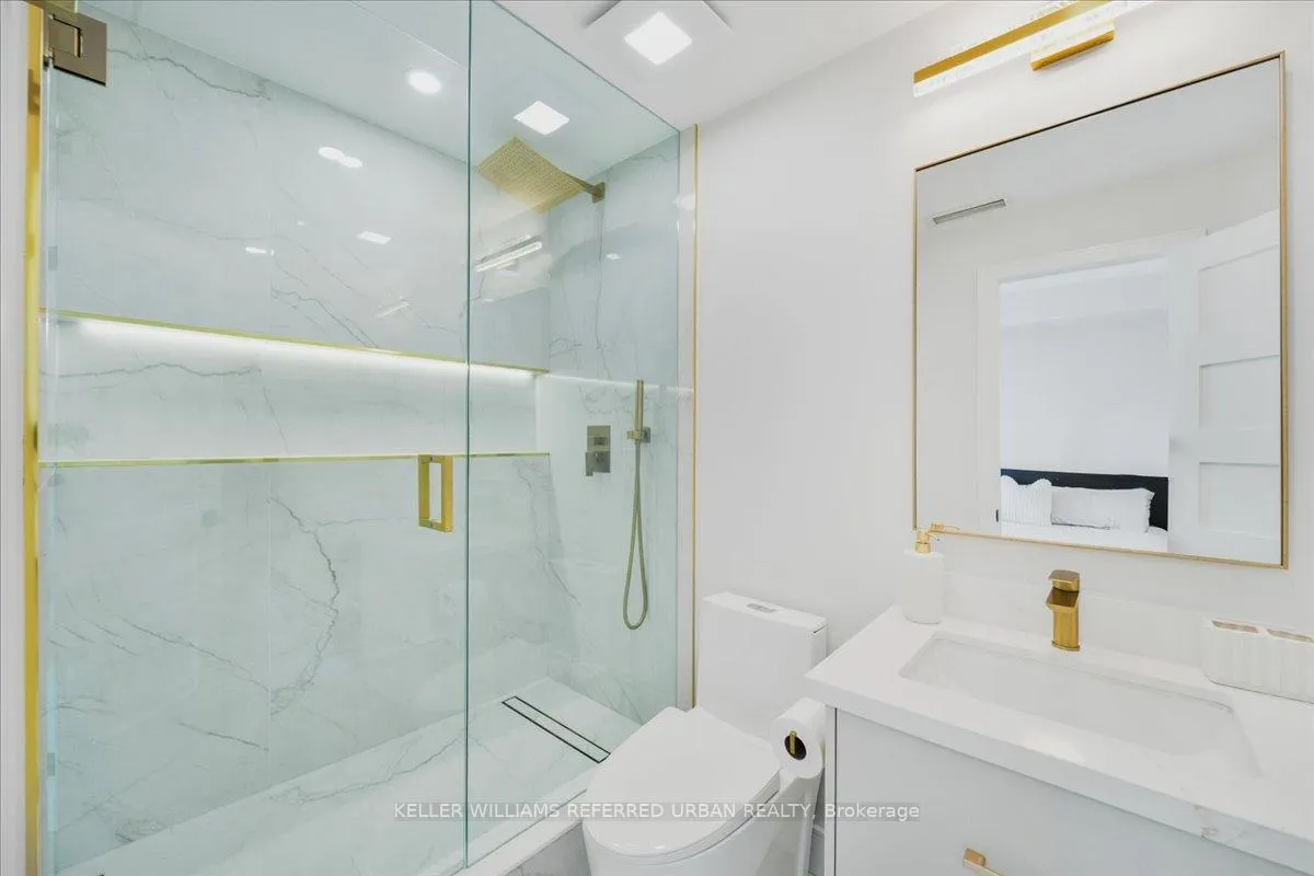 Photo 19 of Unit 2011, 228 Queens Quay W, Toronto, Waterfront Communities — HOMEH